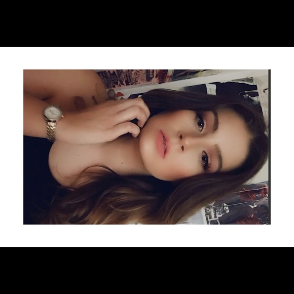 Meet your Posher, Jessica - Picture 3 of 4